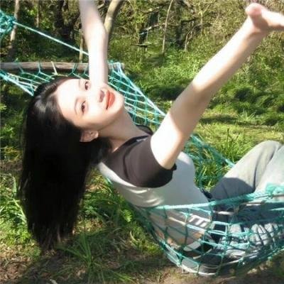 只在想死的夜晚封面