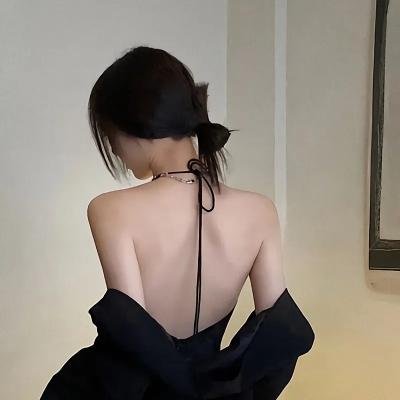 林中绮谭封面